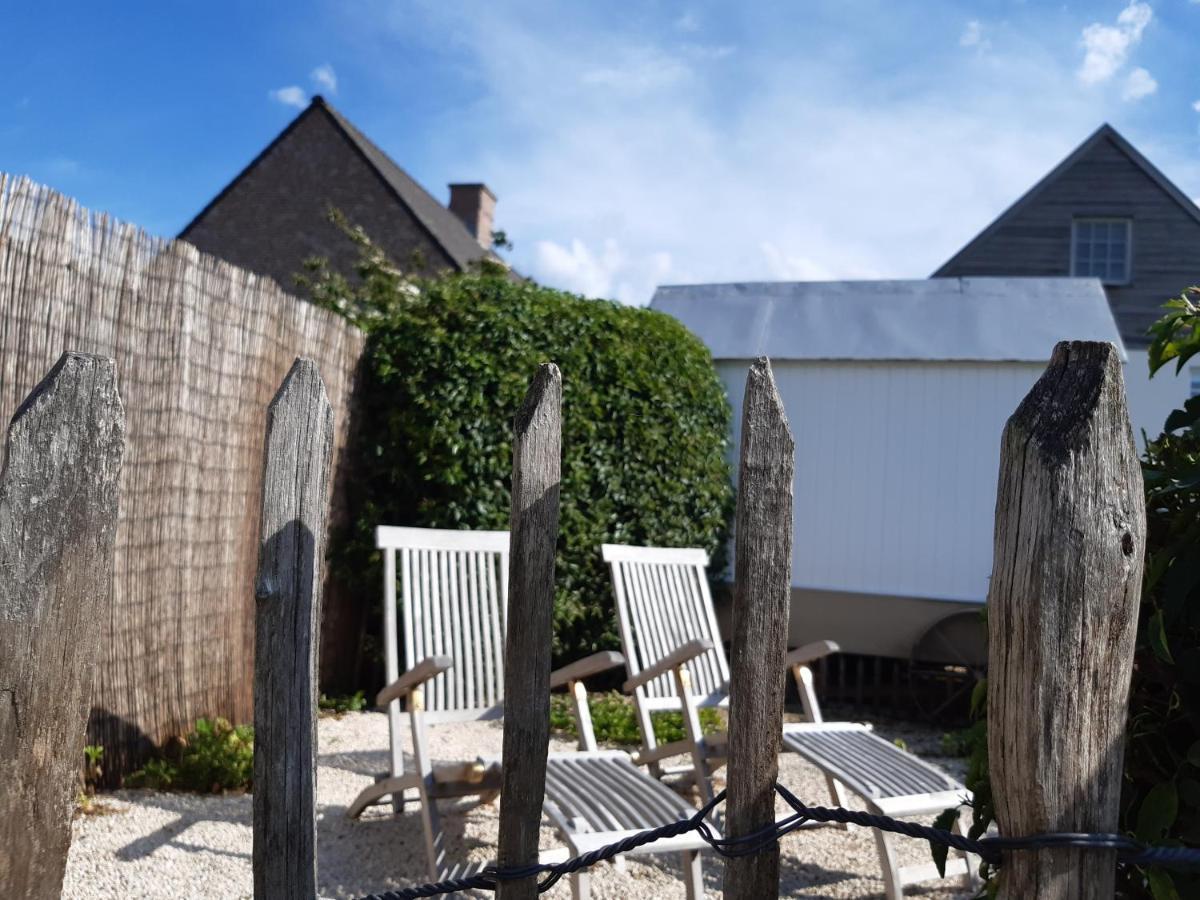 Casa-Cosi, Tourist & Business Suites & Flats With Reserved Parking And Private Terraces In Shared Garden With Seasonal Pool Included, Private Sauna Available Lokeren Dış mekan fotoğraf