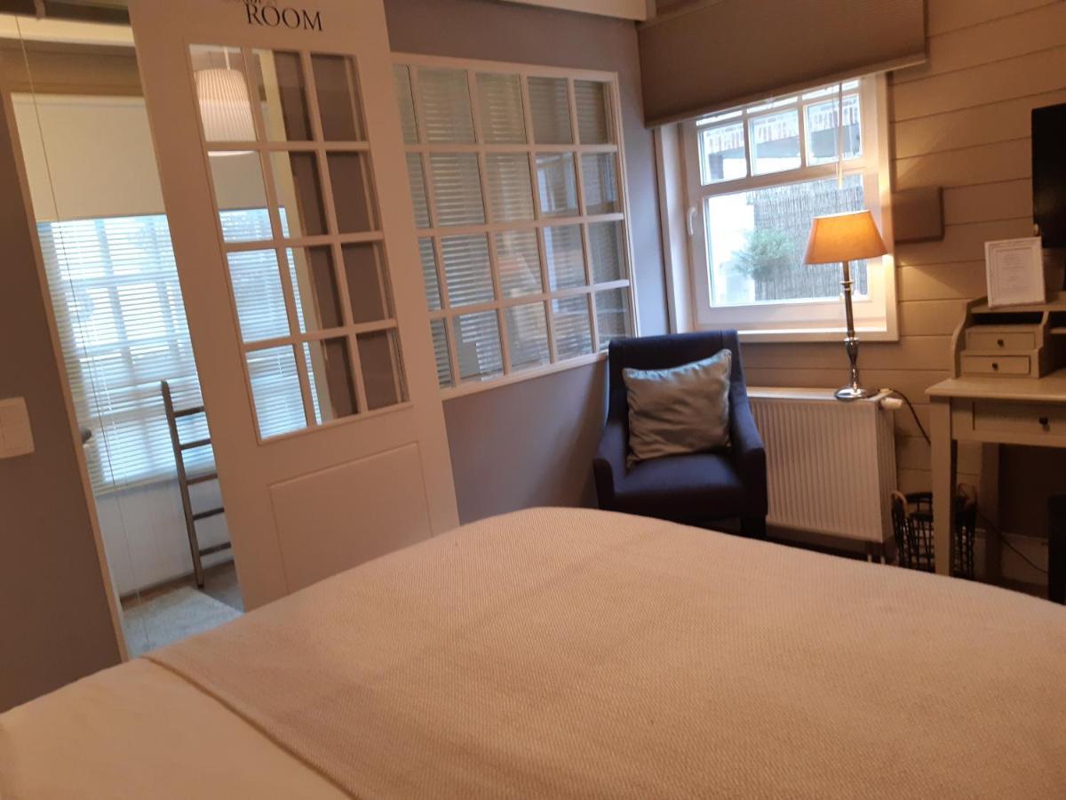Casa-Cosi, Tourist & Business Suites & Flats With Reserved Parking And Private Terraces In Shared Garden With Seasonal Pool Included, Private Sauna Available Lokeren Dış mekan fotoğraf