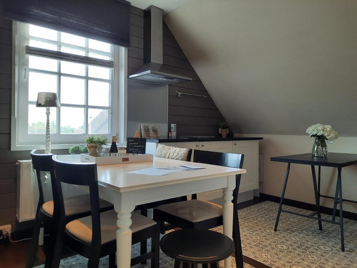 Casa-Cosi, Tourist & Business Suites & Flats With Reserved Parking And Private Terraces In Shared Garden With Seasonal Pool Included, Private Sauna Available Lokeren Dış mekan fotoğraf